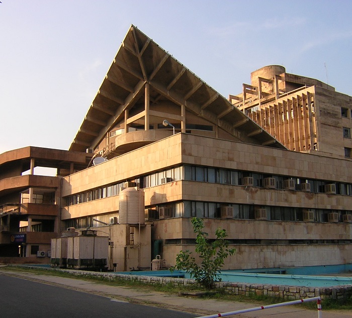 Indian Institute of Technology 3