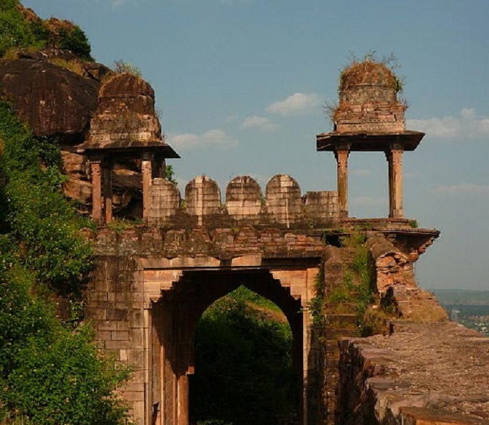 Raisen Fort