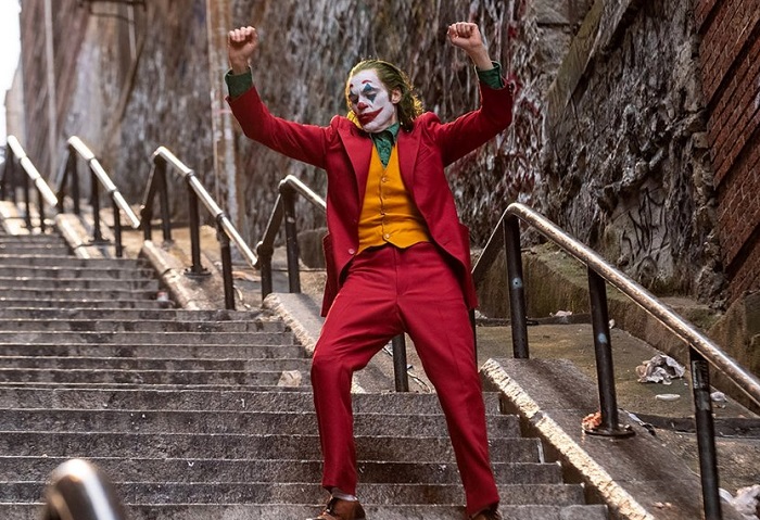 Joaquin Phoenixs Joker Staircase Dance