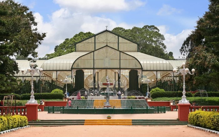 Lalbagh Botanical Garden Small