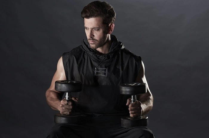 HRX by Hrithik Roshan – A Celebrity Backed Fitness Brand 1