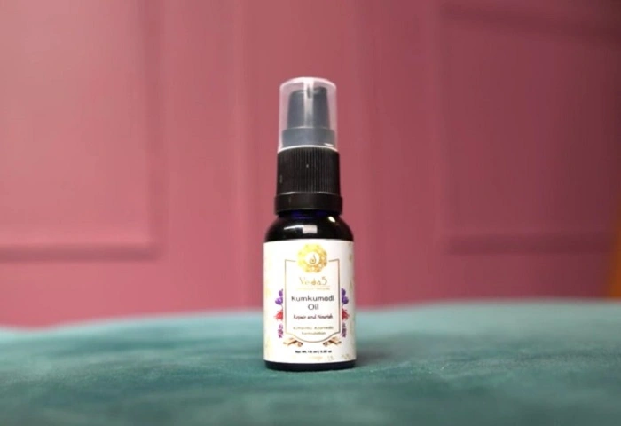 Indulgeo Essentials Kumkumadi Tailam 1