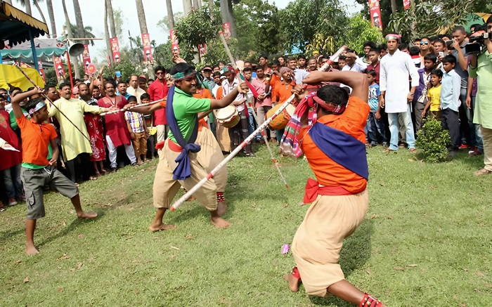 Lathi Khela – The Bamboo Stick Fighting Art