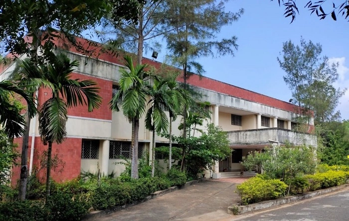 Rajiv Gandhi Institute of Veterinary Education and Research RIVER Puducherry 1