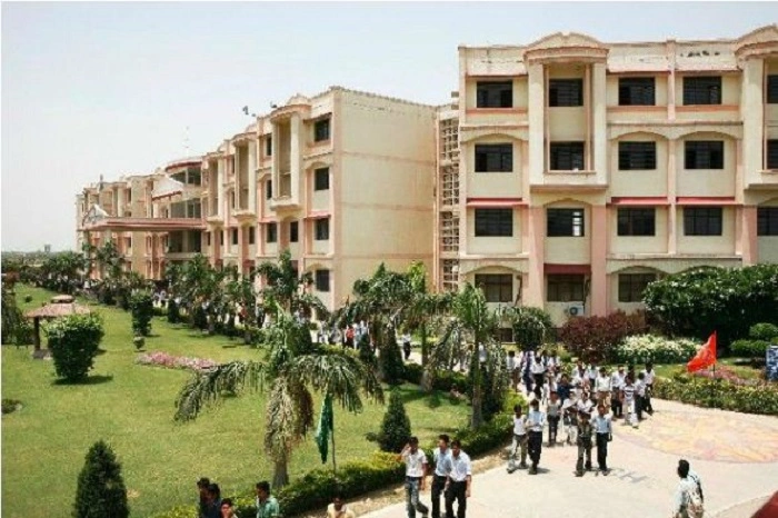Ideal Institute of Management and Technology 1